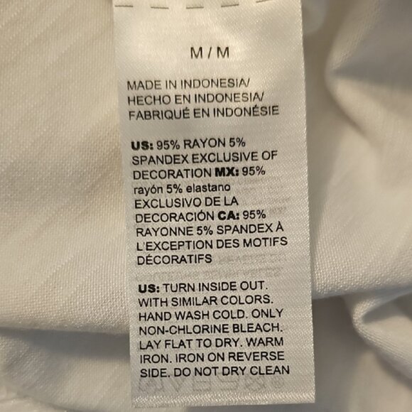 White House Black Market White V-Neck Tee - Picture 6 of 6